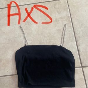 chain strap cropped tank top